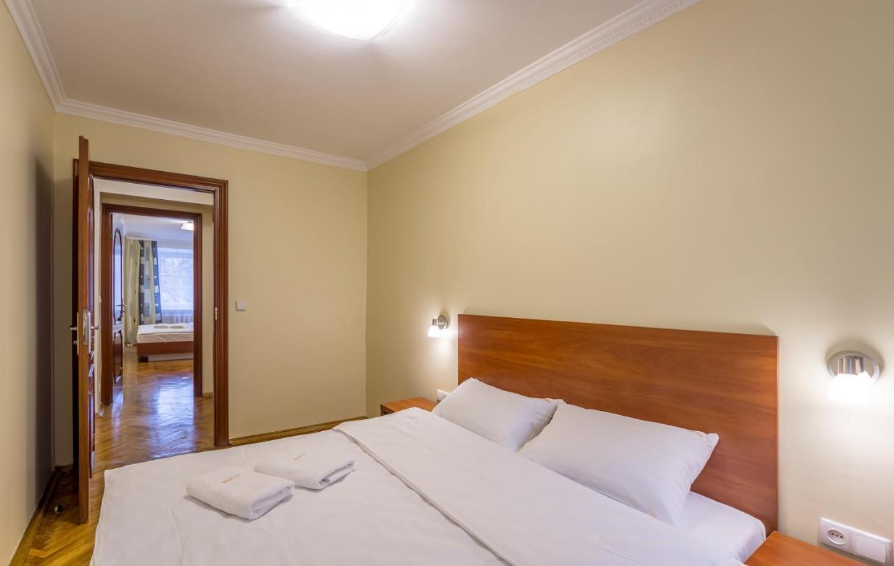 Apartment On Leonida Pervomais'Koho Κίεβο Εξωτερικό φωτογραφία