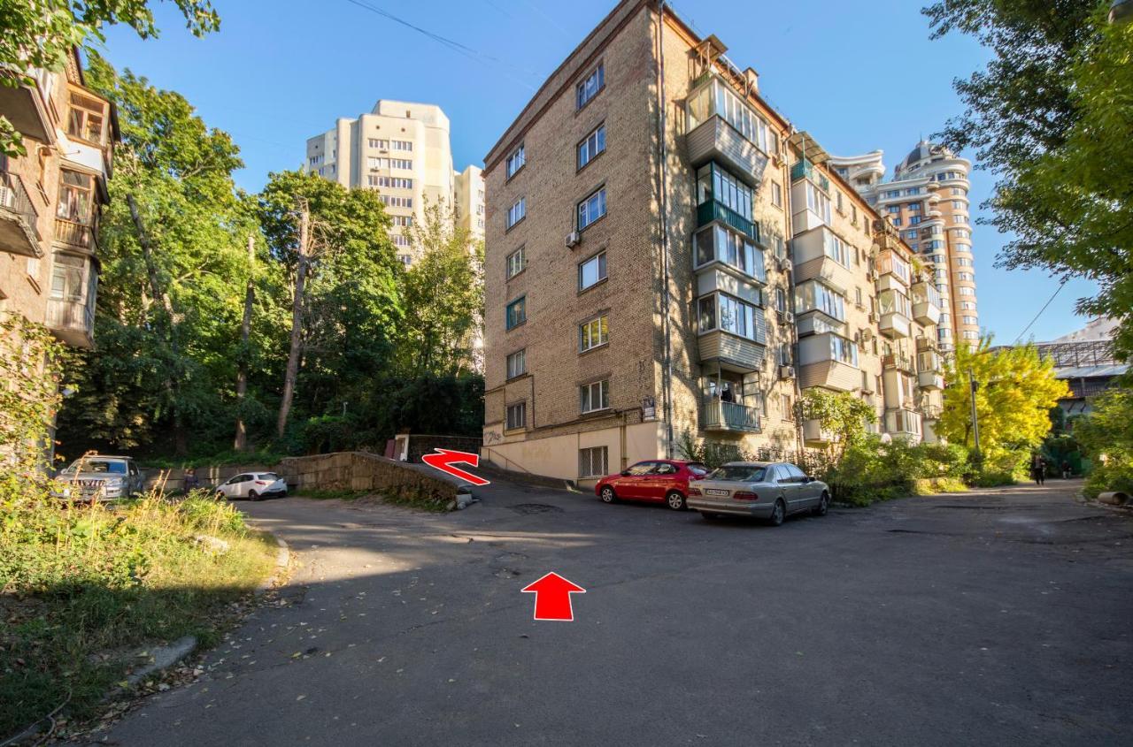 Apartment On Leonida Pervomais'Koho Κίεβο Εξωτερικό φωτογραφία